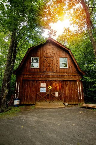 482 East Dover Road, Wardsboro, VT 05355