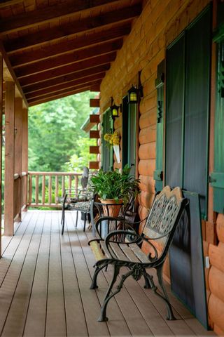 482 East Dover Road, Wardsboro, VT 05355