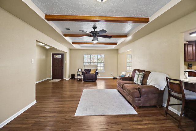 203 S Fm-565 S, Baytown, TX 77523