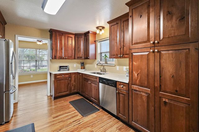 203 S Fm-565 S, Baytown, TX 77523