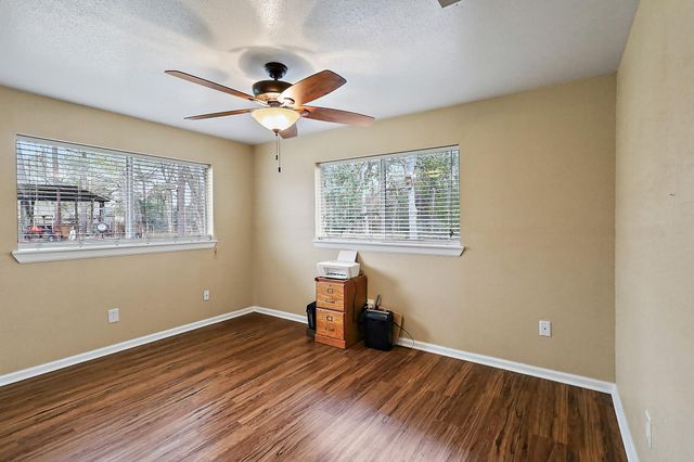 203 S Fm-565 S, Baytown, TX 77523