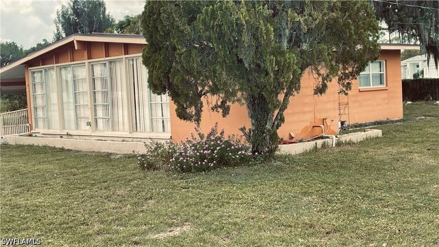 716 Leeland Heights BLVD W, Lehigh Acres, FL 33936
