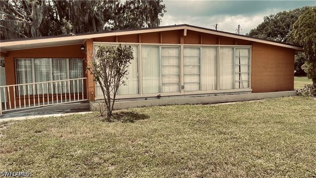 716 Leeland Heights BLVD W, Lehigh Acres, FL 33936