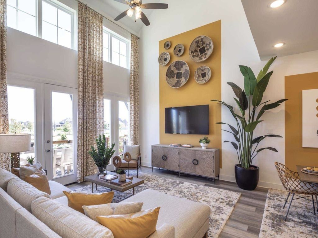 13817 Makers Way, Fort Worth, TX 76008