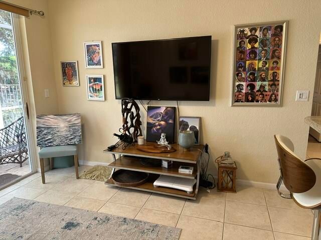 1828 NW 79TH Way NW, Pembroke Pines, FL 33024