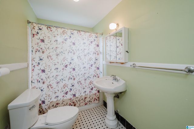 3424 ALTAMONT ROAD, Birmingham, AL 35205