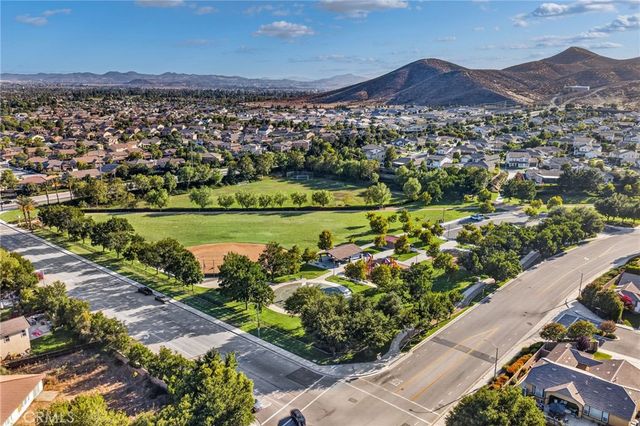 28344 Fox Ridge, Menifee, CA 92585