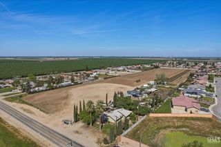 890 W Los Angeles Avenue, Shafter, CA 93263