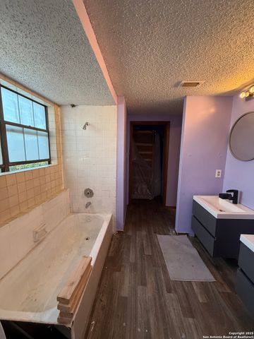 6100 Woodlake Pkwy Apt 503, San Antonio, TX 78244