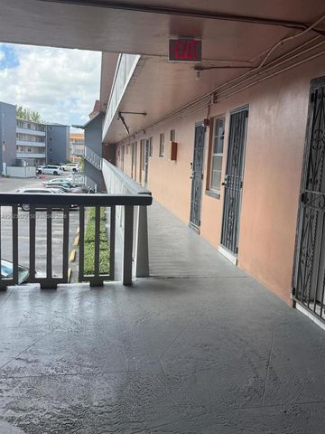 18555 NE 14th Ave 615A, Miami, FL 33179