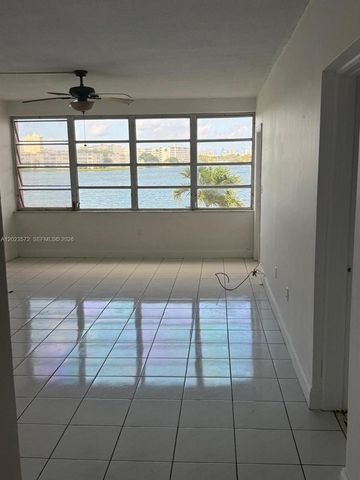 18555 NE 14th Ave 615A, Miami, FL 33179