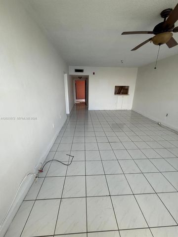 18555 NE 14th Ave 615A, Miami, FL 33179