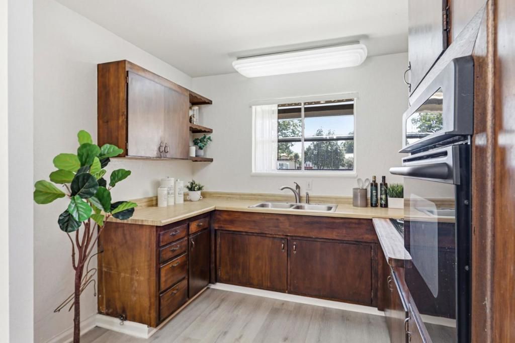 Image 13 of property listing at 1099 Miller Avenue, San Jose, CA 95129
