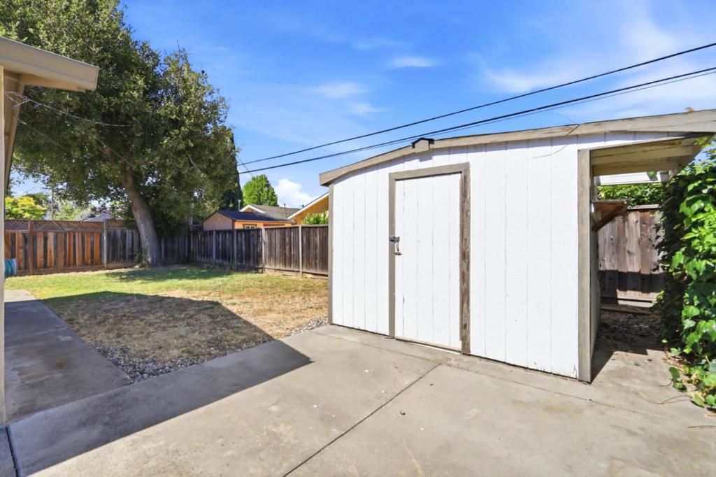 Image 40 of property listing at 1099 Miller Avenue, San Jose, CA 95129