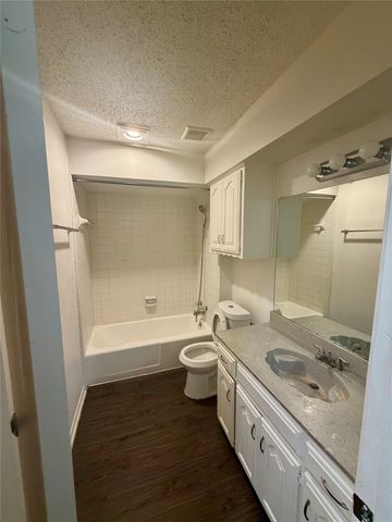 106 Westpark Drive N, Mckinney, TX 75071