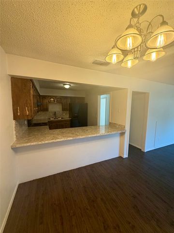 106 Westpark Drive N, Mckinney, TX 75071