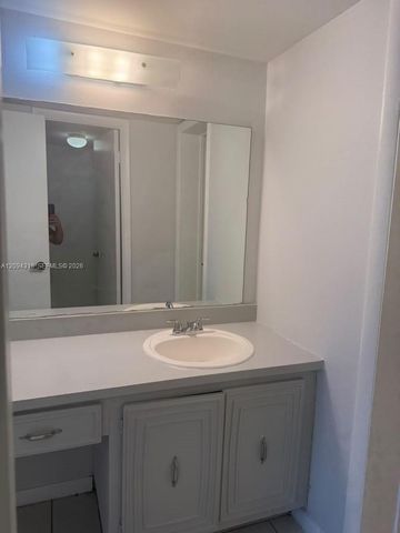 484 NW 165th St Road A-311, Miami, FL 33169