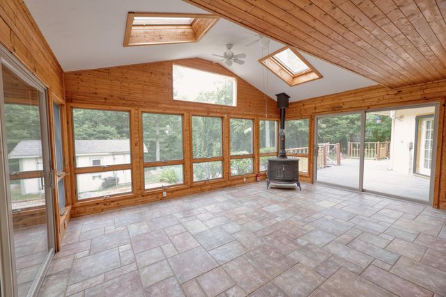 106 Ambleside Drive, Falmouth, MA 02540