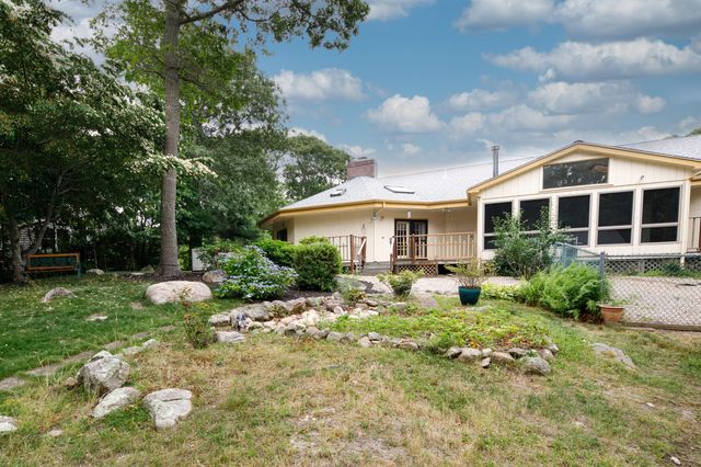 106 Ambleside Drive, Falmouth, MA 02540