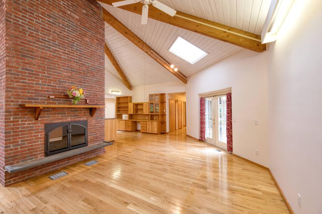 106 Ambleside Drive, Falmouth, MA 02540