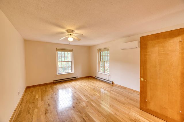 106 Ambleside Drive, Falmouth, MA 02540