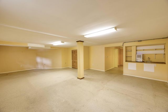 106 Ambleside Drive, Falmouth, MA 02540