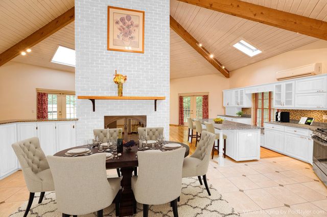 106 Ambleside Drive, Falmouth, MA 02540