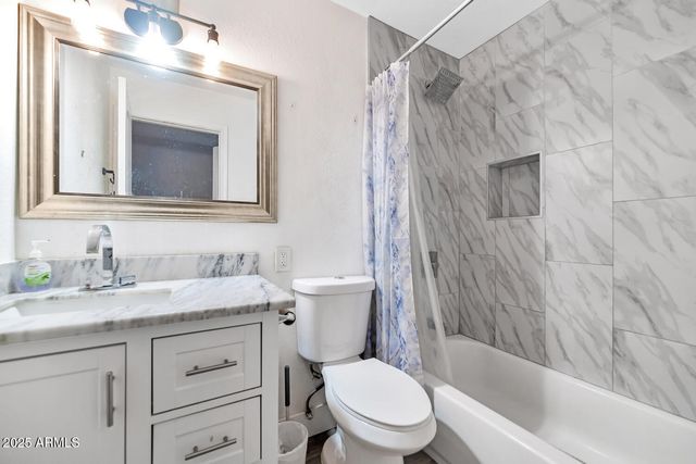 15049 N 25TH Place, Phoenix, AZ 85032