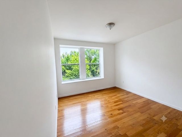 265 Essex St 1A, Lawrence, MA 01841
