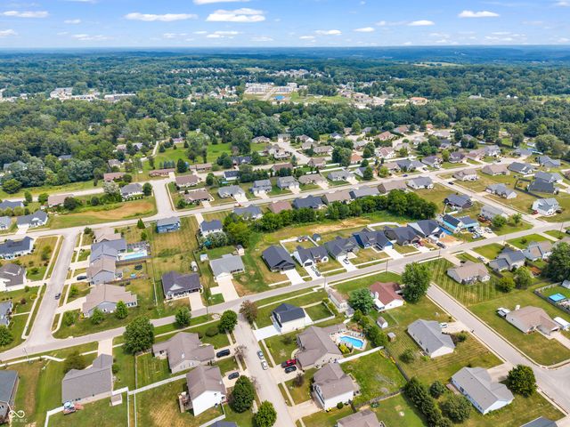 3096 N Natasha Drive, Bloomington, IN 47404