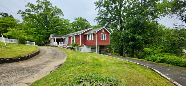 3229 Westonia Drive, Chattanooga, TN 37412