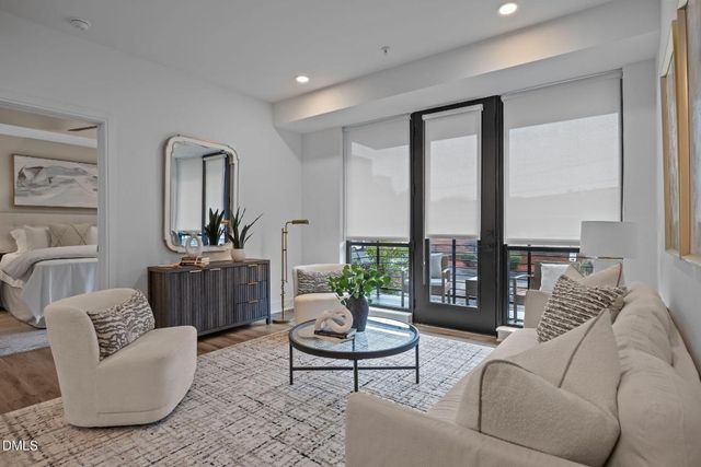 615 W Peace Street 202, Raleigh, NC 27603