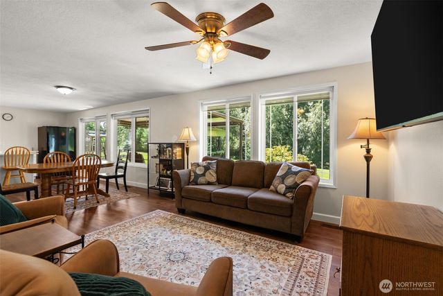 10544 Sidney Road SW, Port Orchard, WA 98367