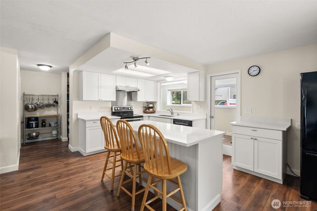 10544 Sidney Road SW, Port Orchard, WA 98367