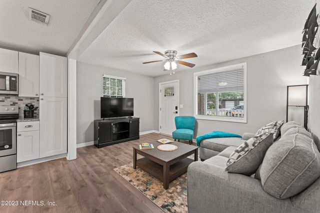 1905 NIBLICK Drive, Jacksonville, FL 32210