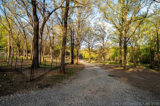23505 S Keetonville Road, Claremore, OK 74019