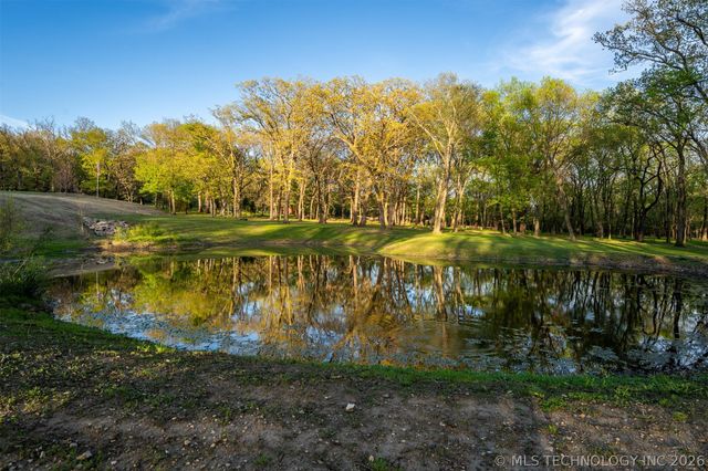 23505 S Keetonville Road, Claremore, OK 74019