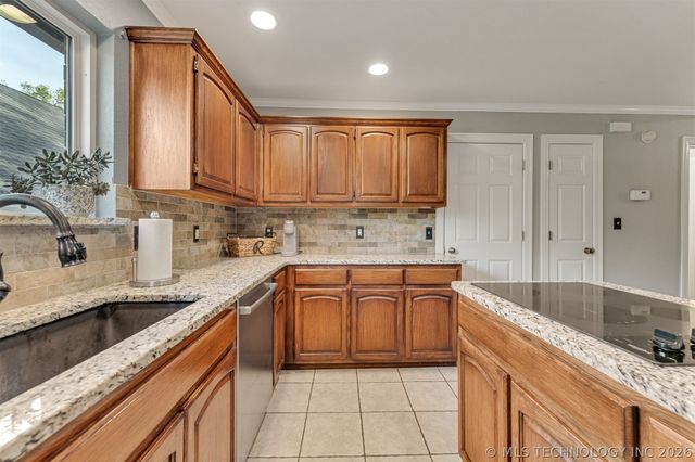 23505 S Keetonville Road, Claremore, OK 74019