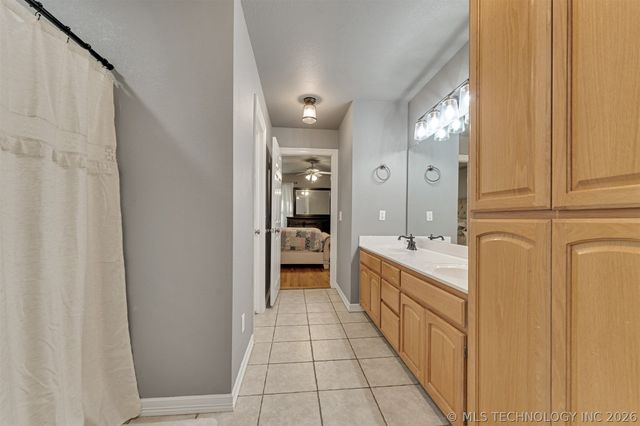 23505 S Keetonville Road, Claremore, OK 74019
