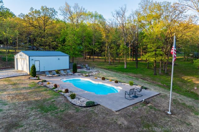 23505 S Keetonville Road, Claremore, OK 74019
