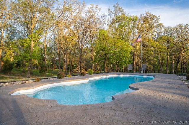 23505 S Keetonville Road, Claremore, OK 74019