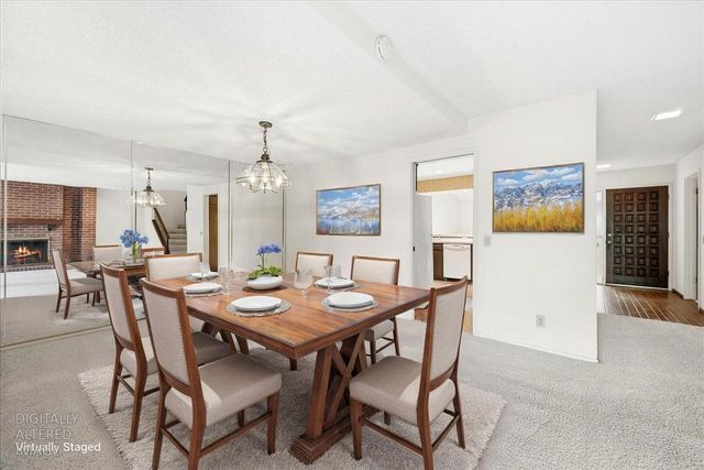 8899 Bluff Ln, Fair Oaks, CA 95628