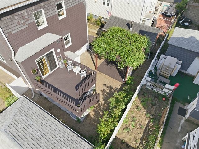 20 Raymond St, Everett, MA 02149