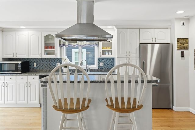 20 Raymond St, Everett, MA 02149