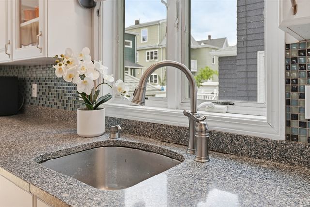 20 Raymond St, Everett, MA 02149