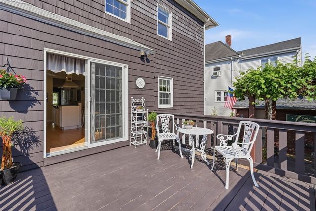 20 Raymond St, Everett, MA 02149