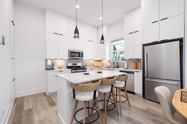 1602 Mary Street, Houston, TX 77026
