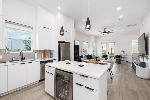 1602 Mary Street, Houston, TX 77026