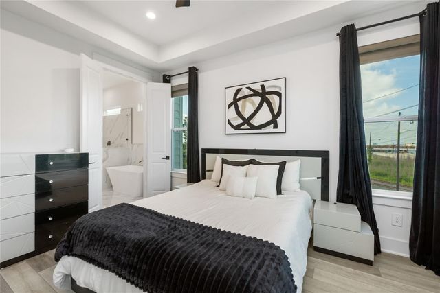 1602 Mary Street, Houston, TX 77026