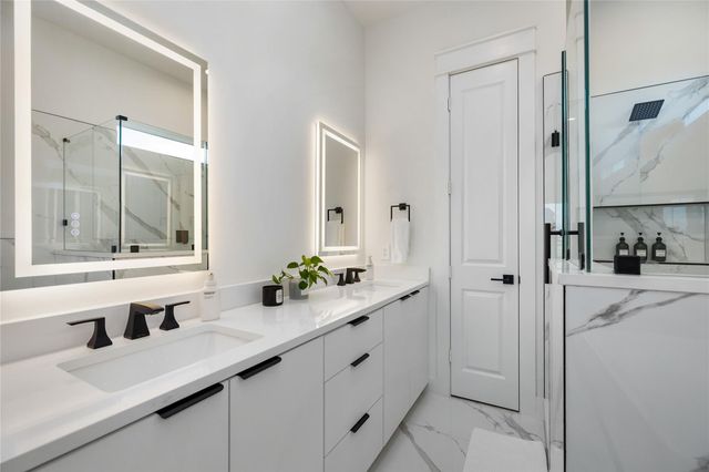 1602 Mary Street, Houston, TX 77026